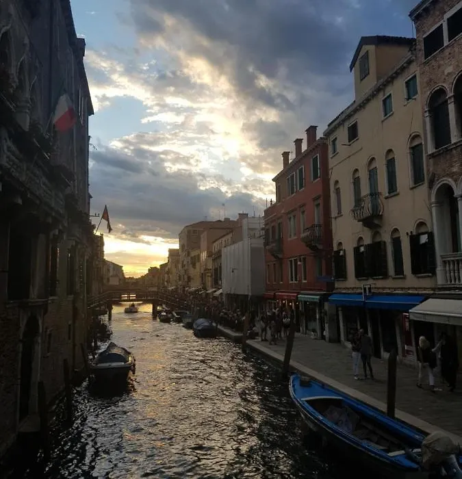 Calle Rielo Great Canal View-1