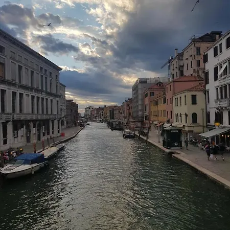 Calle Rielo Great Canal View-2